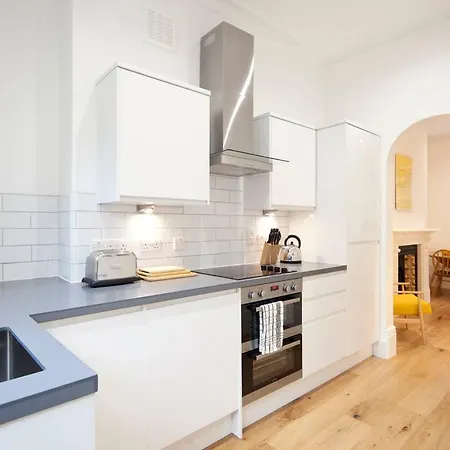Covent Garden - Netflix And Nespresso Apartment