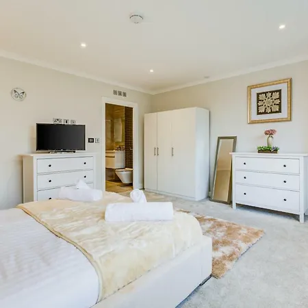 Apartment Concord Kew Heathrow London