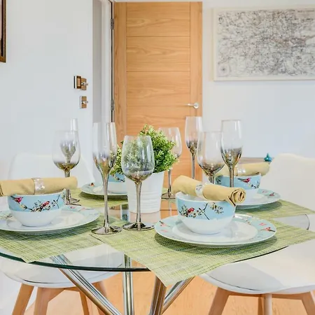 Apartment Concord Kew Heathrow London