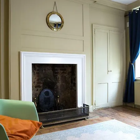 House Of Sebastiao Maria - The Townhouse * London