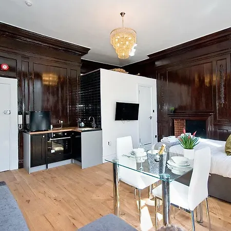 Apartment Marble Arch Studio London