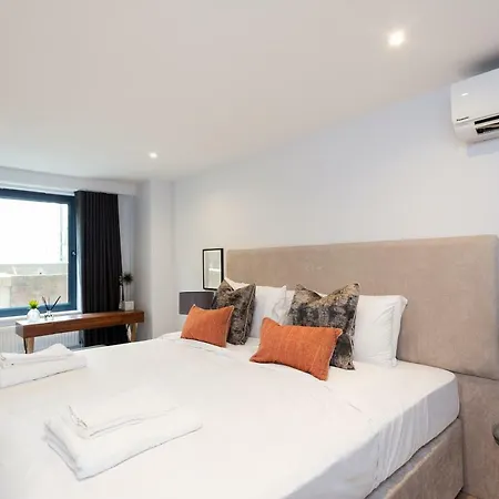 The Carlyle - Stunning Serviced London