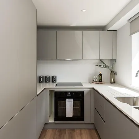 Apartment The Carlyle - Stunning Serviced