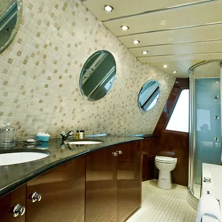 Absolute Pleasure Yacht Hotel