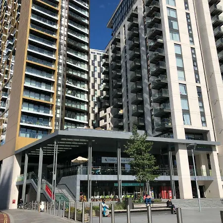 Eye Suites Apartment *