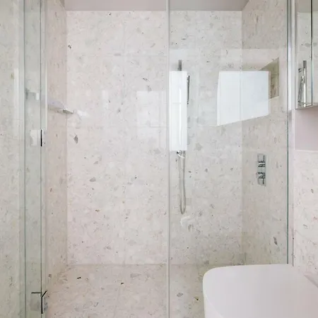 The Interlock - Oxford St Apartment