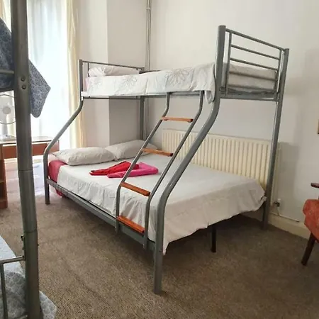 Casa Mirian Habitación en casa particular Londres