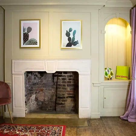 House Of Sebastiao Maria - The Townhouse London