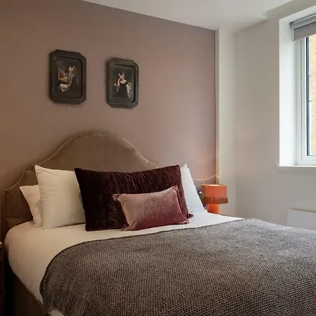 Sweet - Mile End Apartment London