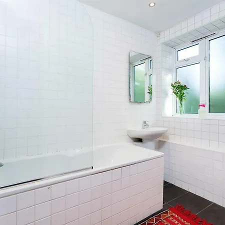 Apartment Veeve - Portobello Yellow *