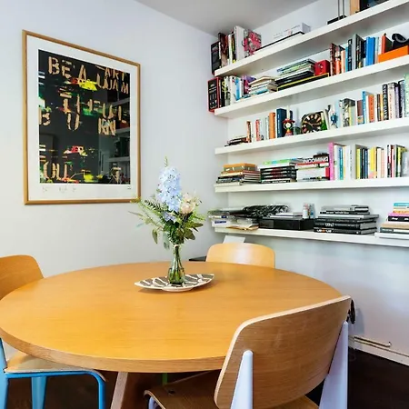 Apartment Veeve - Portobello Yellow