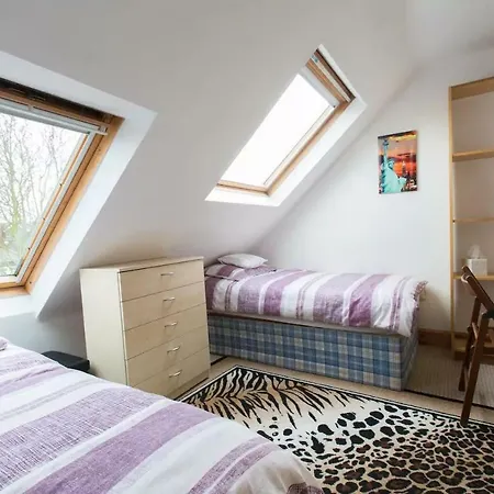 Homestay @dove London
