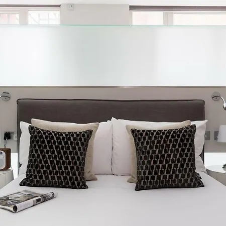 Stylish Modern 1br In Covent Garden Apartment London