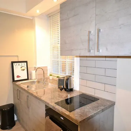 Marble Arch Studio * London
