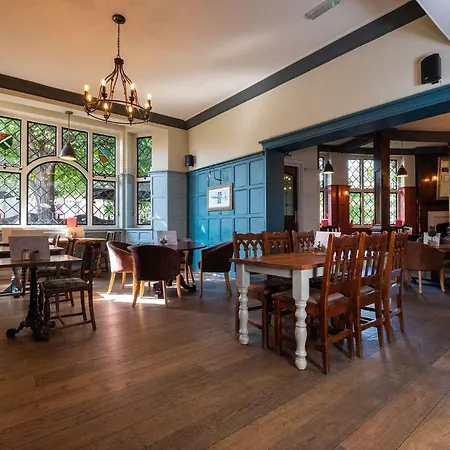 Bridge Hotel