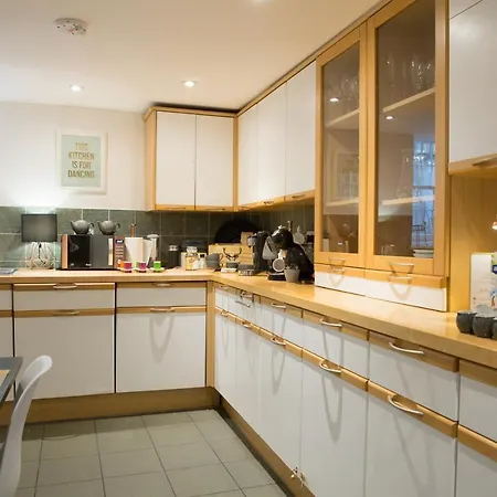 Guest house House Of Sebastiao Maria - The Townhouse London