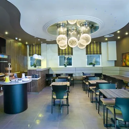 Eden Plaza Kensington 2*
