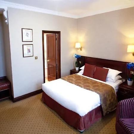 Hotel Rochester By Blue Orchid 4*