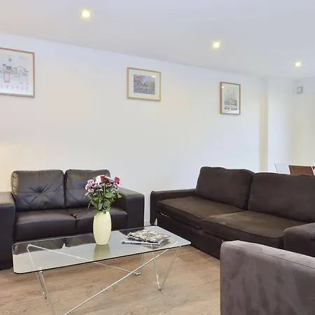 Beautiful 4-bedroom Flat In Bridge/borough! * London