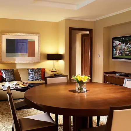 Hotel London Stadium Hotel, A Member Of Radisson Individuals 4*