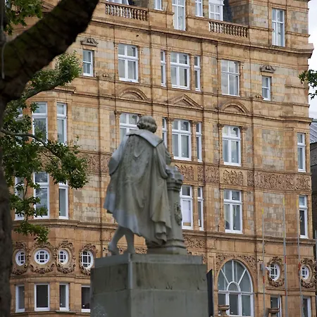 Victory House Leicester Square Hotell London