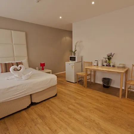 Nox West Hampstead Londres
