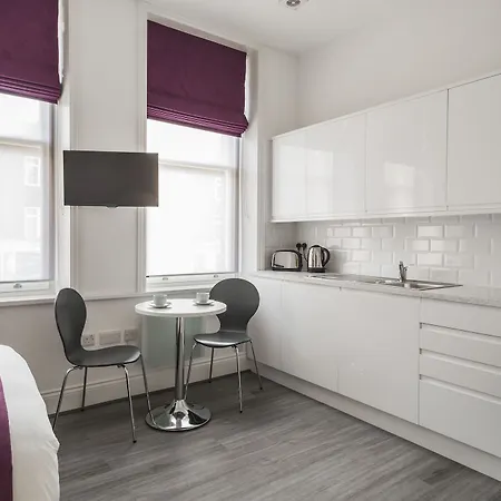 Smart Swiss 3* Londra