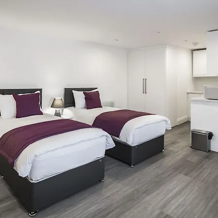 Smart Swiss 3* Londra