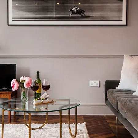 The Cleveland Arms Apartment *