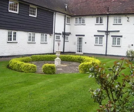 Barn London Hotel Ruislip