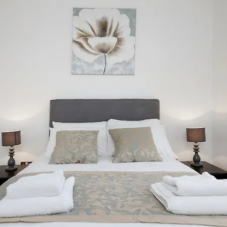 Apartment Devons Road By Citadel