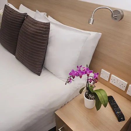 Apart-hotel Nox Kensington 4*
