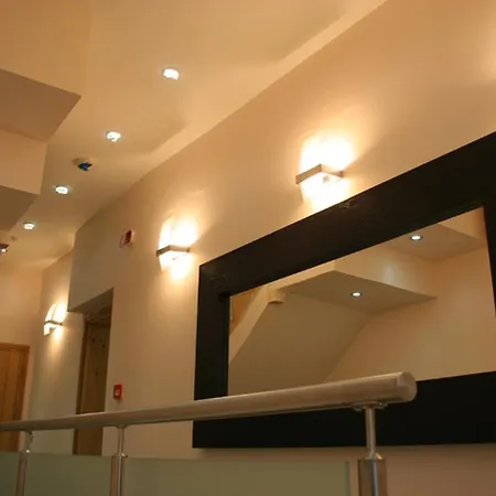 Baytree Hotel 3*