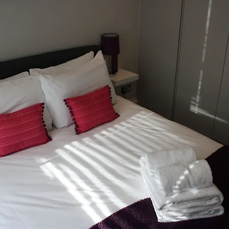 Apartment Barons Court London