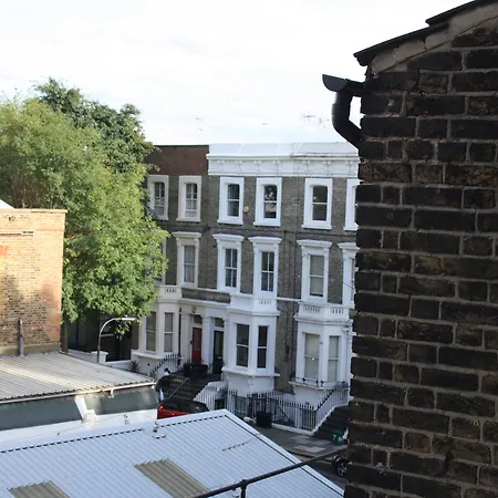 Barons Court * Londres