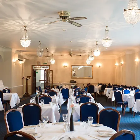 The Clarendon מלון 3*