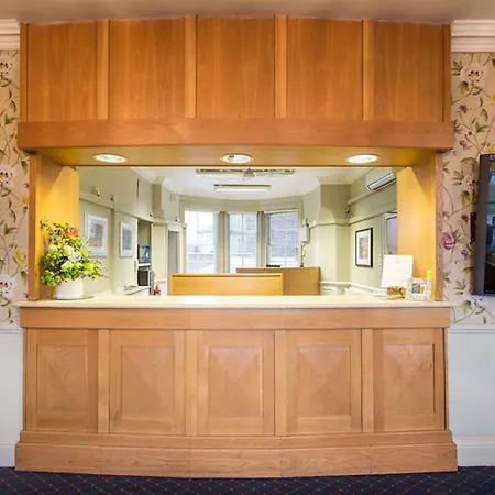 The Clarendon 3* Blackheath