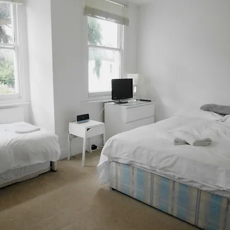 Hotel Kew