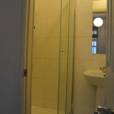 Guest house Brick Lane 3*