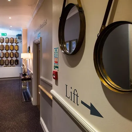 Hotel Western Buckingham Palace Rd 3*