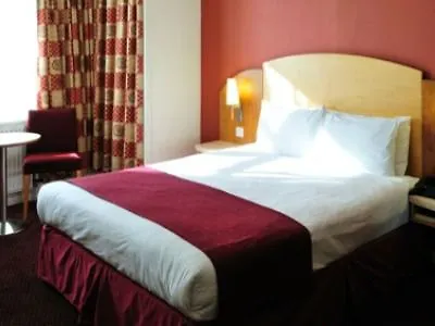 Comfort Harrow Szálloda 3*