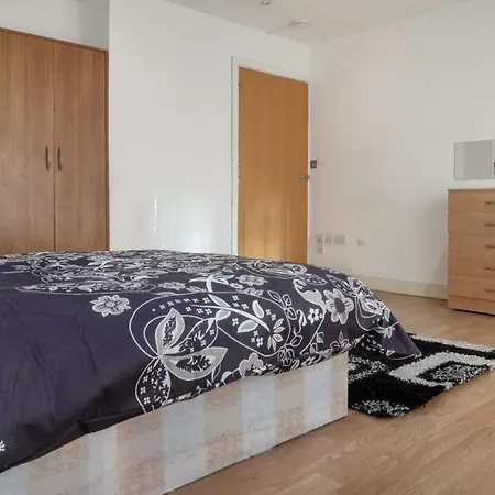 Latitude Court * London
