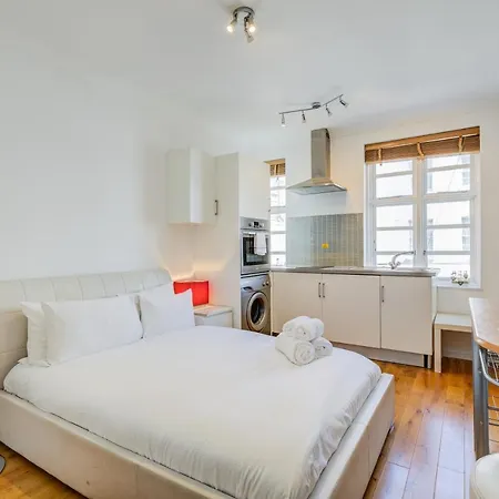 14 Bouverie Place Apartment