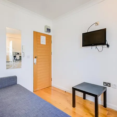 14 Bouverie Place *