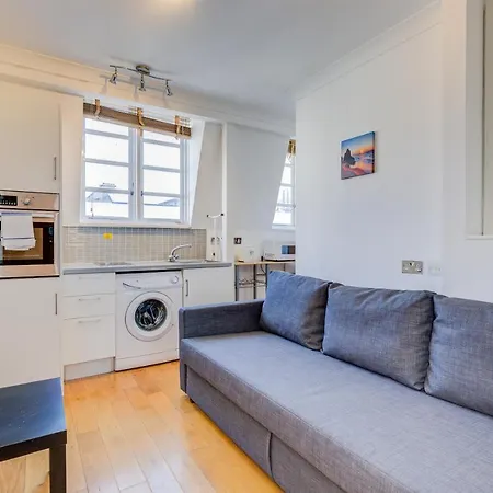 Apartment 14 Bouverie Place London