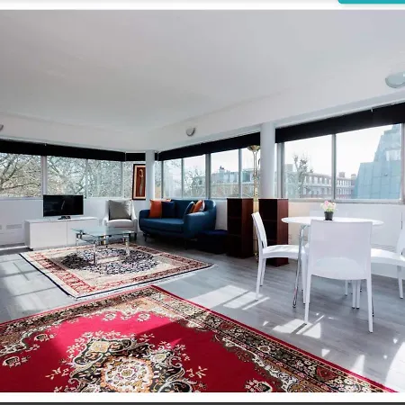 Regent's Park Apartment *