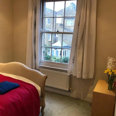 Luxury Central 3 Bedroom Family House *