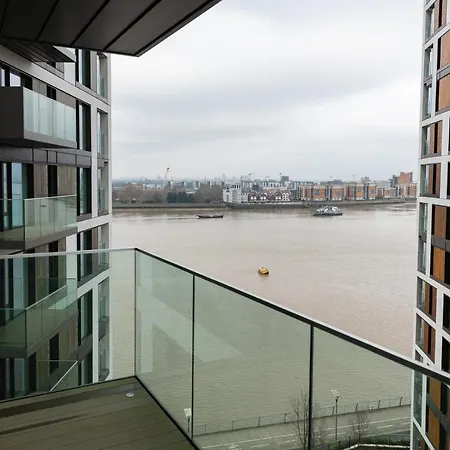 Lt Riverview East Greenwich * London