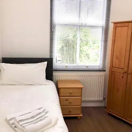 Apartment Tottenham