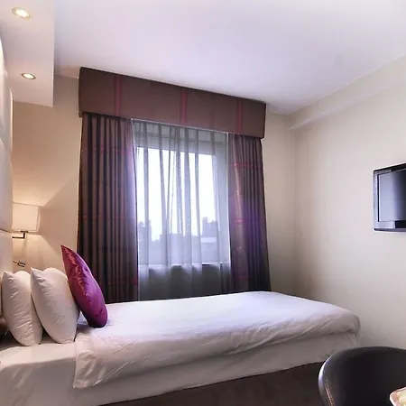 Grand Royale Hyde Park Hotel 4*